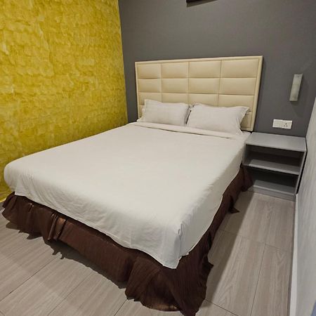 Fortune Hotel Johor Bahru Exteriör bild